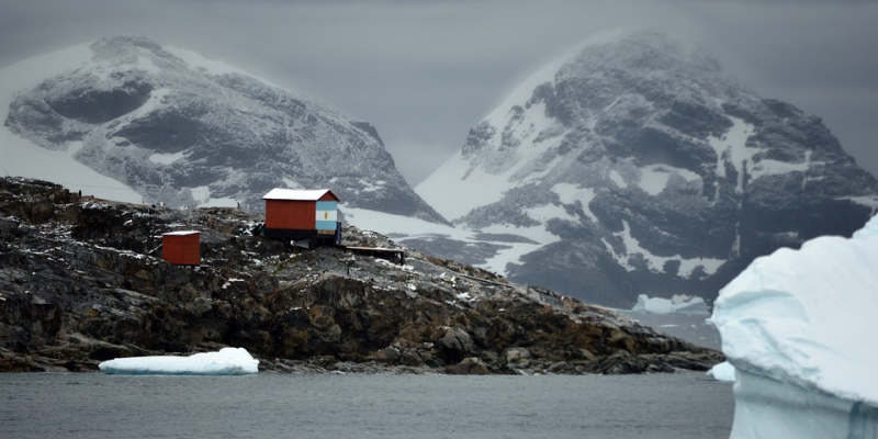 Image of a fieldwork station in Antarctica